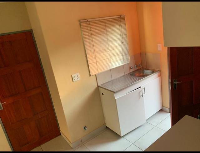 3 BEDROOM HOUSE FOR SALE IN RIVERSIDE VIEW EXT 35